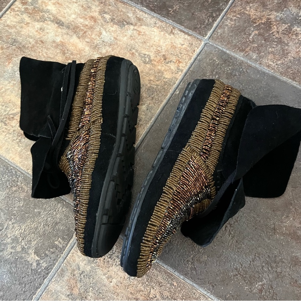 House Of Harlow Maddie Black Suede Beaded Moccasin Bootie Women’s Size 38 / 7.5 - Picture 8 of 8